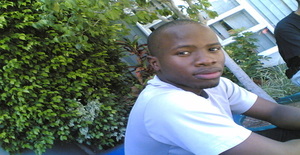 Eddy_boy 35 years old I am from Maputo/Maputo, Seeking Dating Friendship with Woman