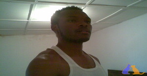Salo- 42 years old I am from Maputo/Maputo, Seeking Dating Friendship with Woman