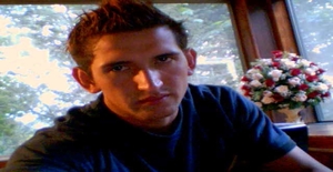 Christopher..... 34 years old I am from Newark/New Jersey, Seeking Dating Friendship with Woman