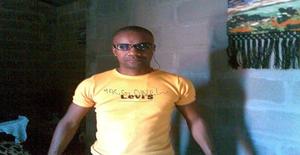 Macgonel 54 years old I am from Luanda/Luanda, Seeking Dating Friendship with Woman