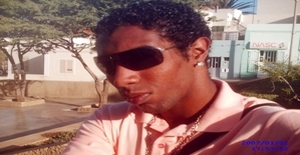 Klive 35 years old I am from Mindelo/Ilha de Sao Vicente, Seeking Dating Friendship with Woman