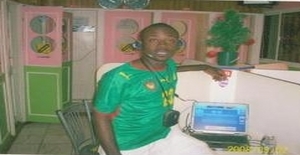 Pasdes 36 years old I am from Johannesburg/Gauteng, Seeking Dating Friendship with Woman