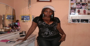 Rozaura 35 years old I am from Luanda/Luanda, Seeking Dating Friendship with Man