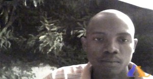 Crimildoazarias 28 years old I am from Maputo/Maputo, Seeking Dating Friendship with Woman