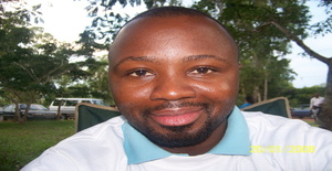 Todembele 46 years old I am from Maputo/Maputo, Seeking Dating Friendship with Woman