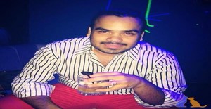 Handrescamachop 29 years old I am from Cali/Valle del Cauca, Seeking Dating Friendship with Woman