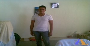 Madomox 24 years old I am from Maracay/Aragua, Seeking Dating Friendship with Woman