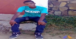 Leozinho jr 29 years old I am from Matola/Maputo, Seeking Dating Friendship with Woman