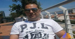 Carlos 6918 35 years old I am from Pierrefitte-sur-seine/Ile de France, Seeking Dating Friendship with Woman