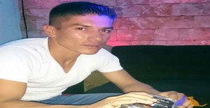 Caporaldavid 31 years old I am from Quito/Pichincha, Seeking Dating Friendship with Woman