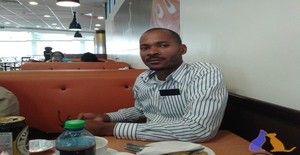 Crayton 35 years old I am from Maputo/Maputo, Seeking Dating Friendship with Woman