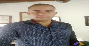 Adrián 34 years old I am from Medellín/Antioquia, Seeking Dating Friendship with Woman
