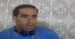 Oulane 41 years old I am from Rabat/Rabat-sale-zemmour-zaer, Seeking Dating Friendship with Woman