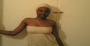 Miresa 33 years old I am from Maputo/Maputo, Seeking Dating Friendship with Man